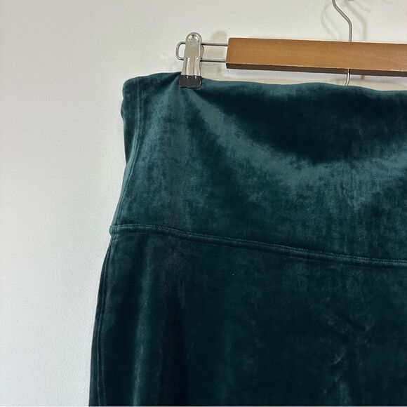 Spanx Emerald Green Festive Velvet Shaping Leggings size‎ 3X - Picture 4 of 7